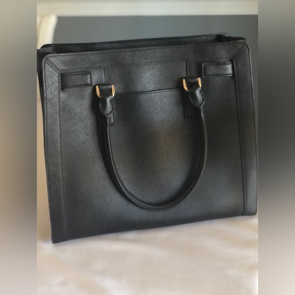 Michael Kors Handbag - Picture 2 of 2